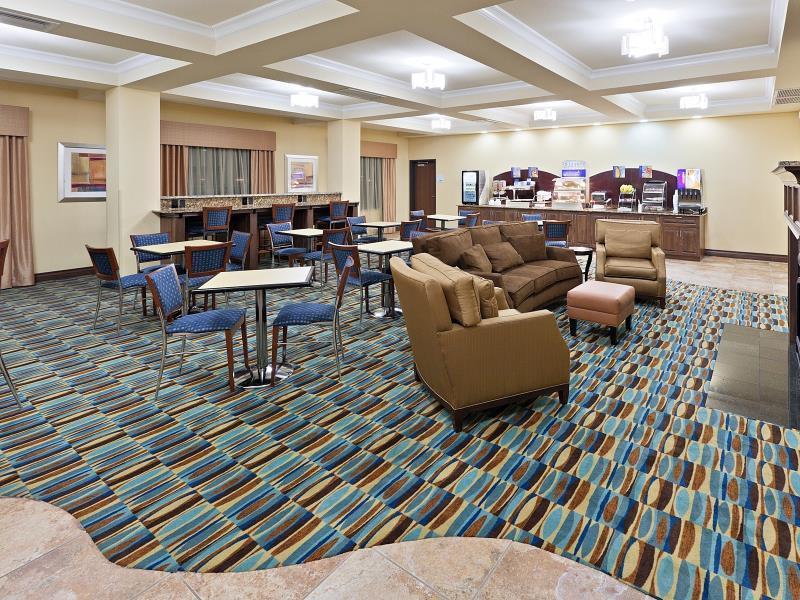Holiday Inn Express & Suites Lubbock Southwest - Wolfforth By Ihg Екстериор снимка