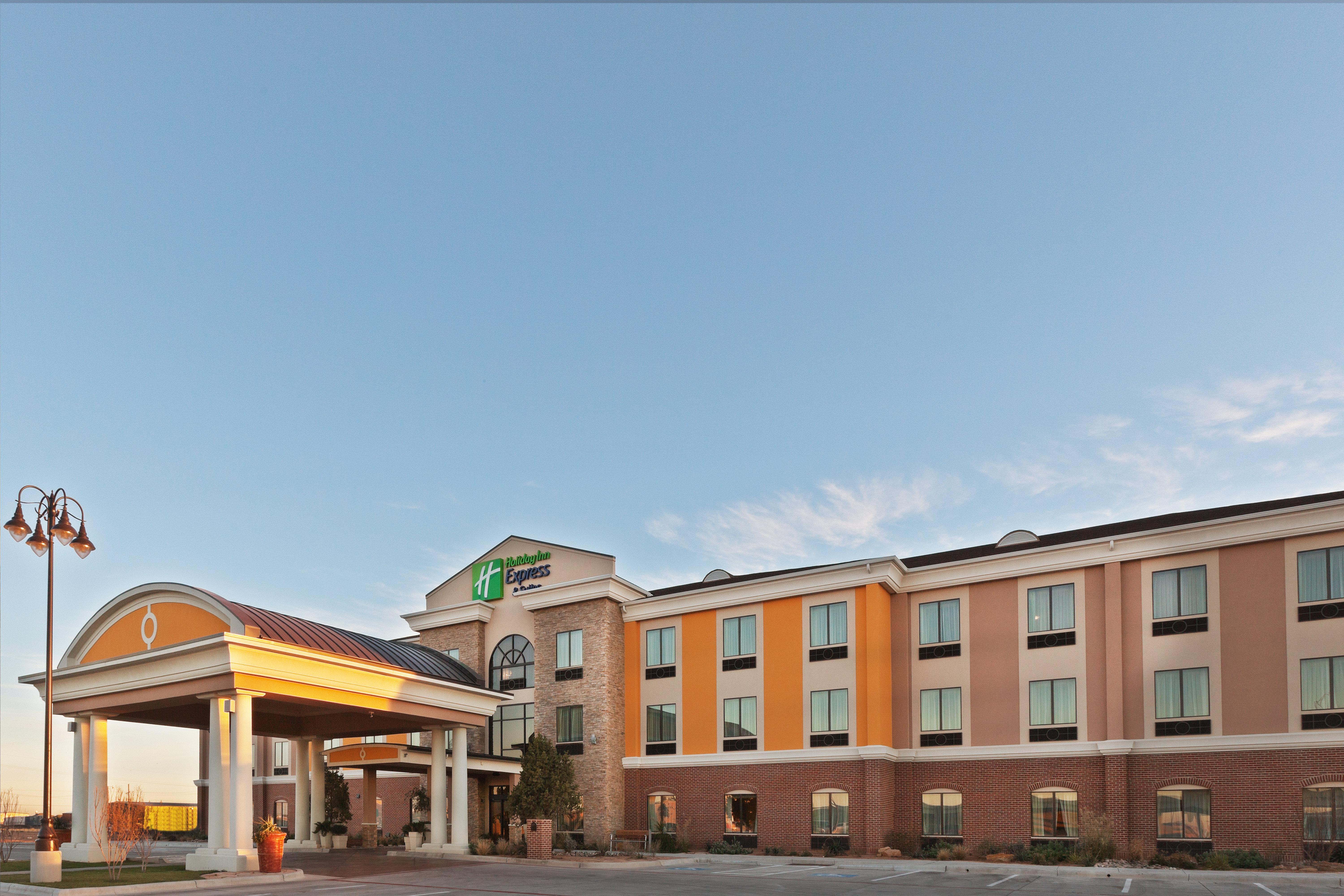 Holiday Inn Express & Suites Lubbock Southwest - Wolfforth By Ihg Екстериор снимка